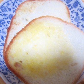 バター入りマーガリン食パングリル
